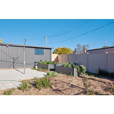 4 Priestley Place, Florey ACT 2615