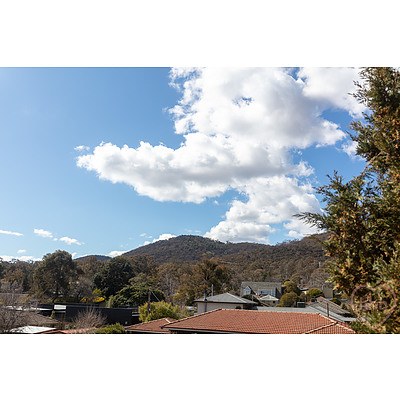 9/11 Tryon Street, Hackett ACT 2602