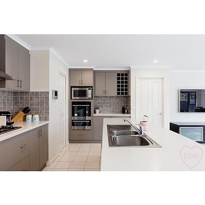 6 Jordan Place, Watson ACT 2602