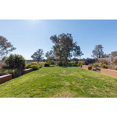 62/215 Aspinall Street, Watson ACT 2602