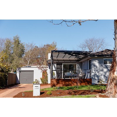 128 MacKenzie Street, Hackett ACT 2602