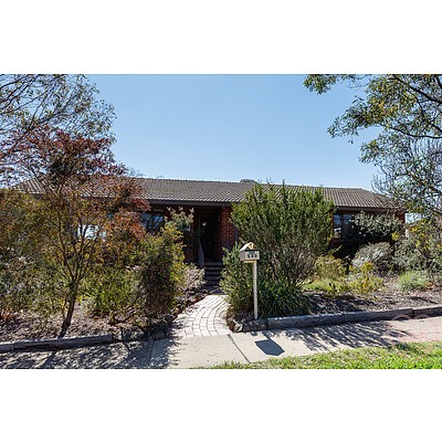 299 Antill Street, Watson ACT 2602