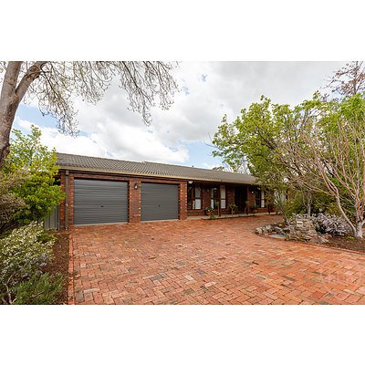 2 Hamlet Place, Florey ACT 2615