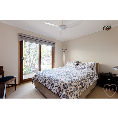 2 Hamlet Place, Florey ACT 2615