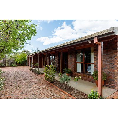 2 Hamlet Place, Florey ACT 2615