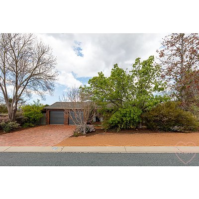 2 Hamlet Place, Florey ACT 2615