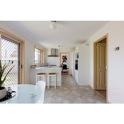 16 Bokhara Circuit, Kaleen ACT 2617