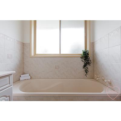 16 Bokhara Circuit, Kaleen ACT 2617