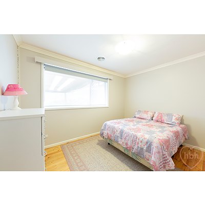 2 Dunlop Street, Hackett ACT 2602