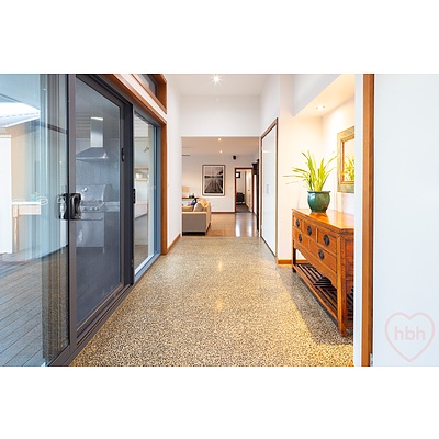 5 Andruco Street, Harrison ACT 2914