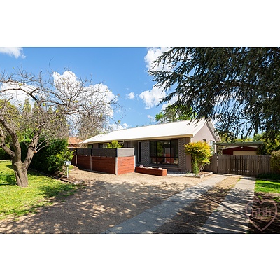 34 Madigan Street, Hackett ACT 2602