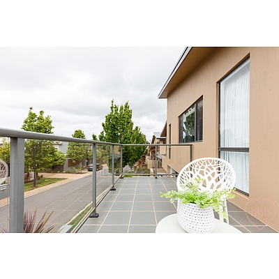 19/215 Aspinall Street, Watson ACT 2602