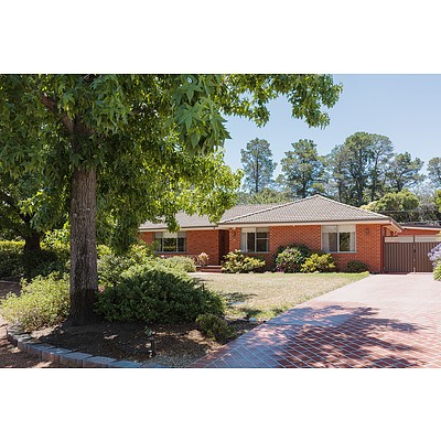 14 Cooper Place, Watson ACT 2602
