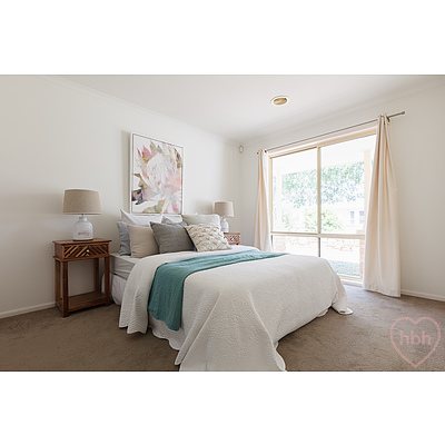 66 Sugarloaf Circle, Palmerston ACT 2913