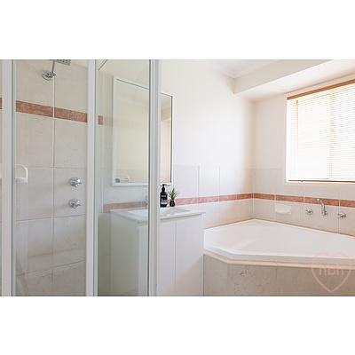 66 Sugarloaf Circle, Palmerston ACT 2913