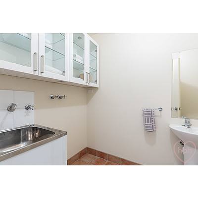 4/37 Ipima Street, Braddon ACT 2612