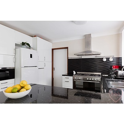 1/5 Magrath Crescent, Spence ACT 2615