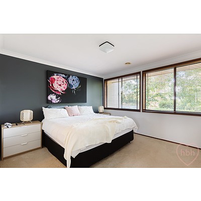 1/5 Magrath Crescent, Spence ACT 2615