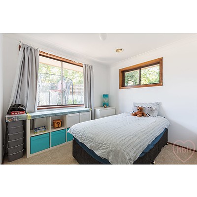 1/5 Magrath Crescent, Spence ACT 2615