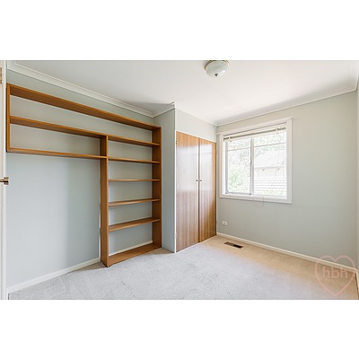 6 Richards Street, Hackett ACT 2602