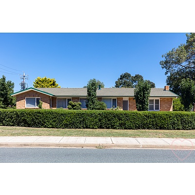 70 Maitland Street, Hackett ACT 2602