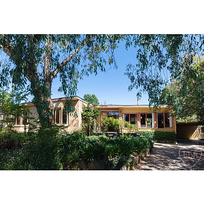43 Russell Street, Hackett ACT 2602