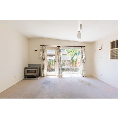 14 Newton Street, Hackett ACT 2602