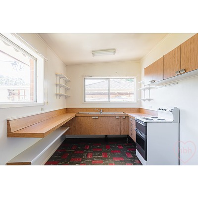 14 Newton Street, Hackett ACT 2602
