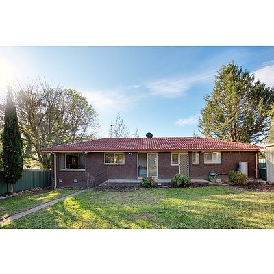 7 Giffen Close, Holt ACT 2615