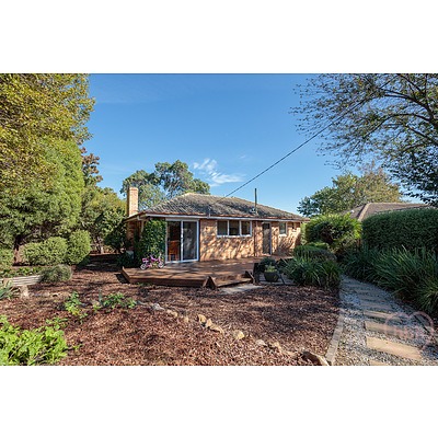 2 Holroyd Street, Watson ACT 2602