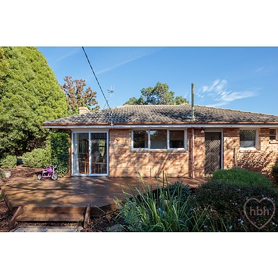 2 Holroyd Street, Watson ACT 2602