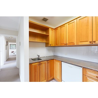 112  Grayson Street, Hackett ACT 2602