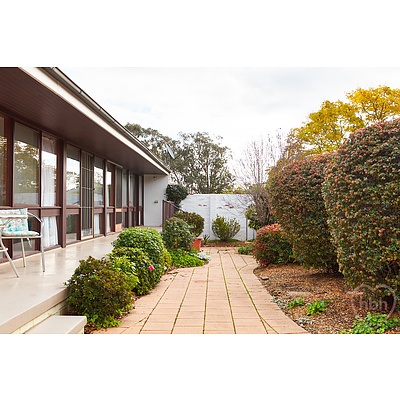 112  Grayson Street, Hackett ACT 2602