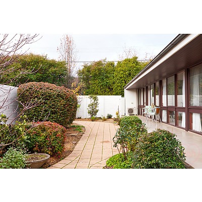 112  Grayson Street, Hackett ACT 2602