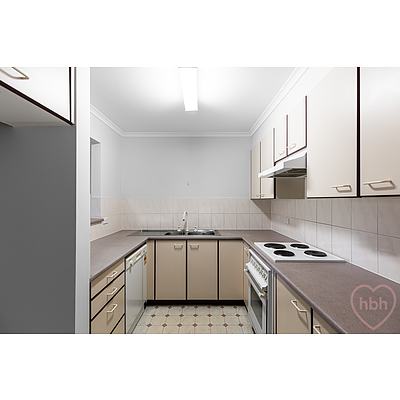 20/70 Madigan Street, Hackett ACT 2602