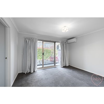 20/70 Madigan Street, Hackett ACT 2602