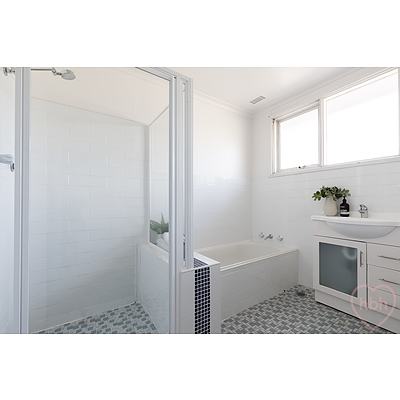171 Phillip Avenue, Hackett ACT 2602