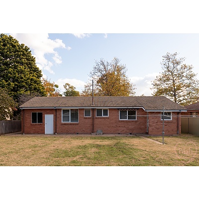 171 Phillip Avenue, Hackett ACT 2602