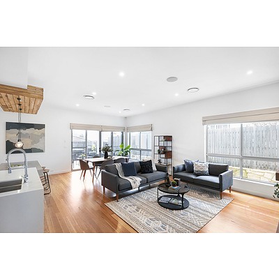 14 Maranunga Crescent, Crace ACT 2911