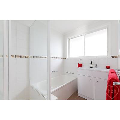 73 Bettington Circuit, Charnwood ACT 2615