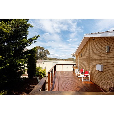 73 Bettington Circuit, Charnwood ACT 2615