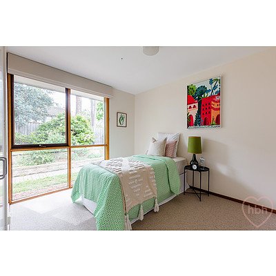 48 Crozier Circuit, Kambah ACT 2902