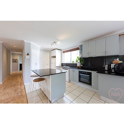 15 Berghofer Court, Charnwood ACT 2615