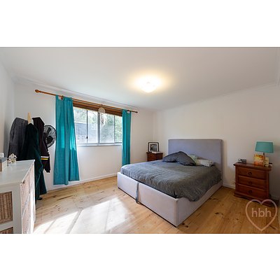 15 Berghofer Court, Charnwood ACT 2615