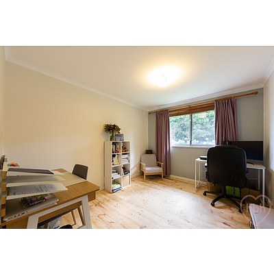 15 Berghofer Court, Charnwood ACT 2615