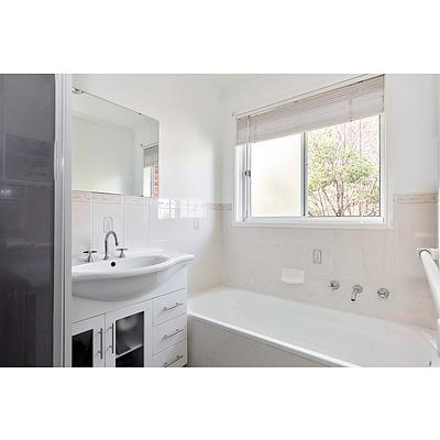 13 Harcus Close, Bonython ACT 2905