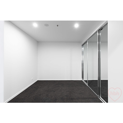 1318/15 Bowes Street, Phillip ACT 2606