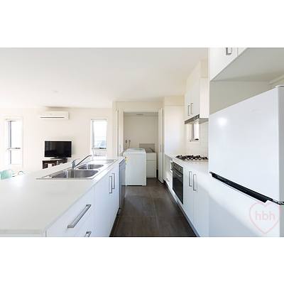 5/10 Clark Close, Spence ACT 2615