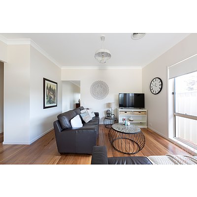 38 Elizabeth Jolley Crescent, Franklin ACT 2913