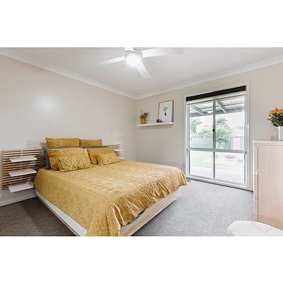 12 Beaurepaire Crescent, Holt ACT 2615